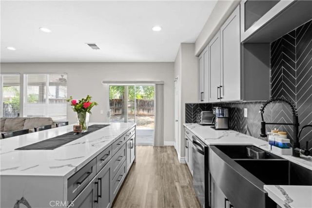 29382 Taos Circle, Murrieta, CA 92563
