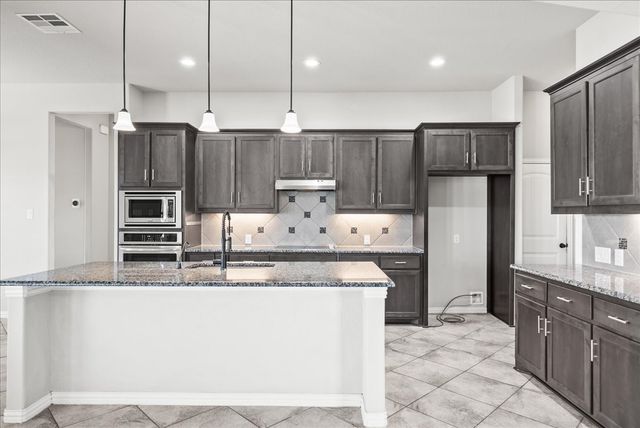 134 High Ridge Court, Decatur, TX 76234