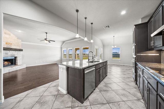 134 High Ridge Court, Decatur, TX 76234