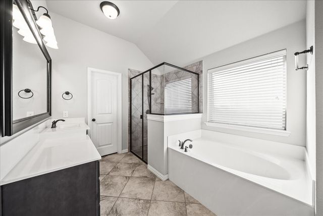 134 High Ridge Court, Decatur, TX 76234