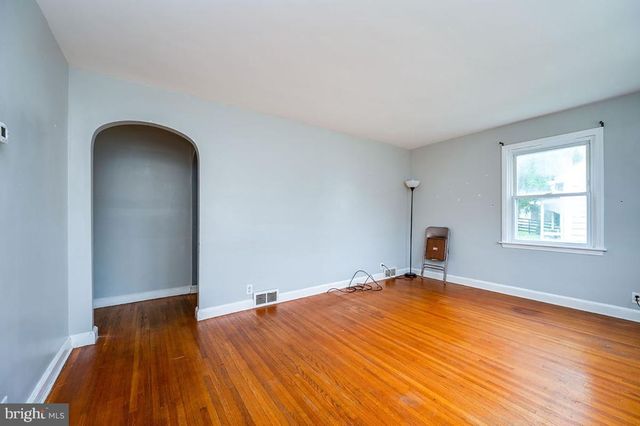 1034 BUTTER LN, Reading, PA 19606