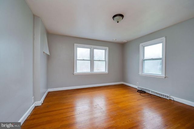 1034 BUTTER LN, Reading, PA 19606