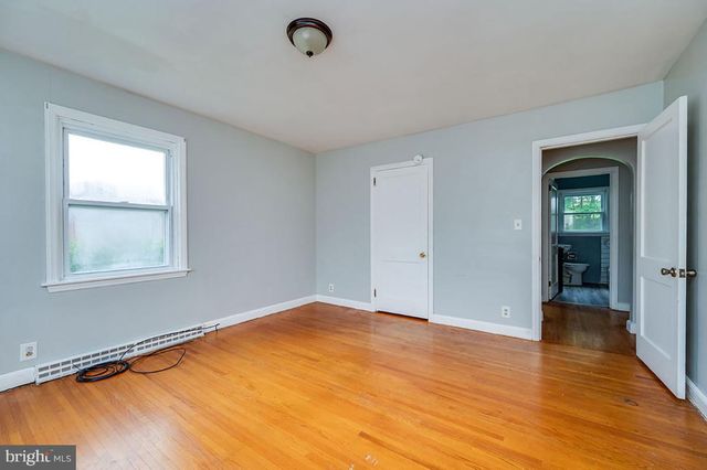 1034 BUTTER LN, Reading, PA 19606