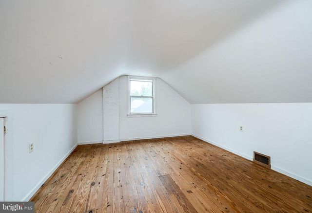 1034 BUTTER LN, Reading, PA 19606