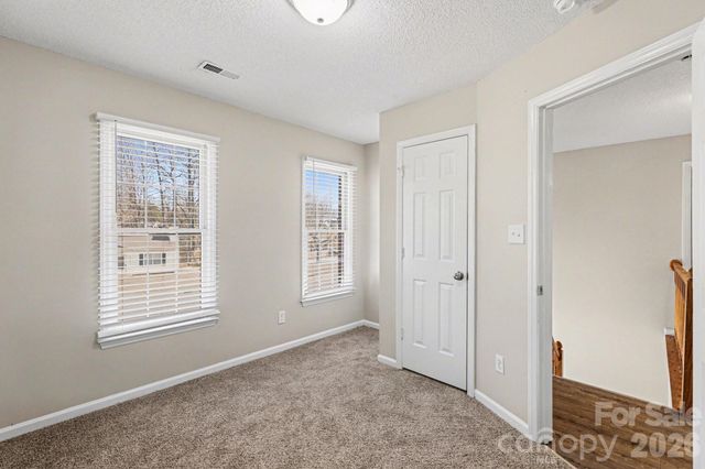 5932 Scots Bluff Drive, Charlotte, NC 28227