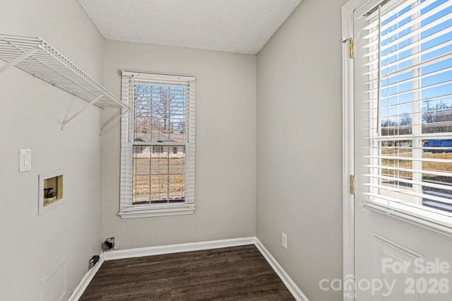 5932 Scots Bluff Drive, Charlotte, NC 28227