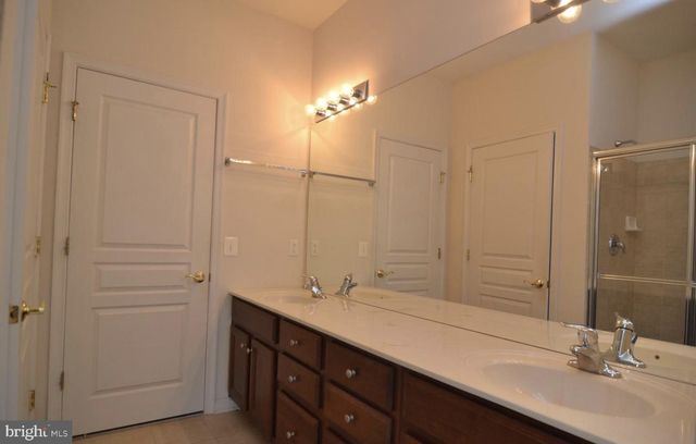 23 LUMBERMILL LN, Voorhees, NJ 08043