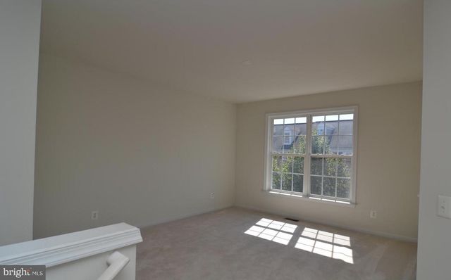 23 LUMBERMILL LN, Voorhees, NJ 08043