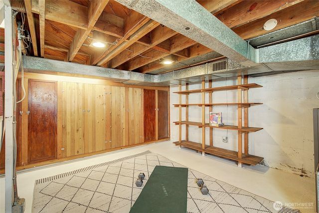 6827 36th Avenue NE, Seattle, WA 98115