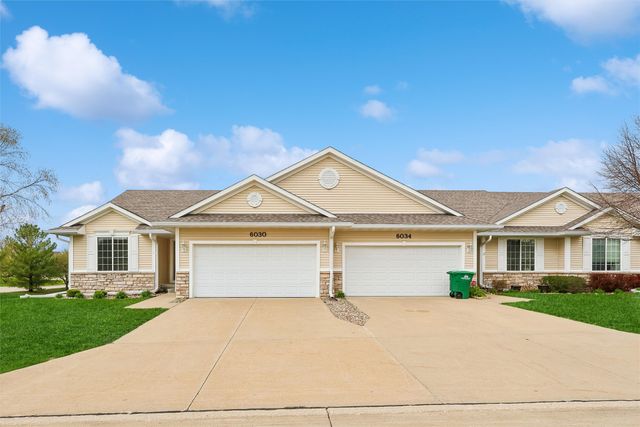 6030 Pinewood Court, Johnston, IA 50131