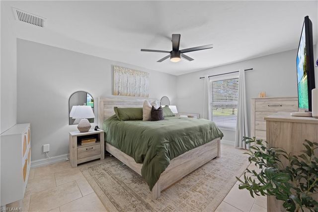 3277 5th AVE NW, Naples, FL 34120