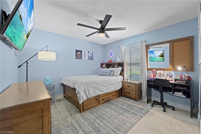 3277 5th AVE NW, Naples, FL 34120