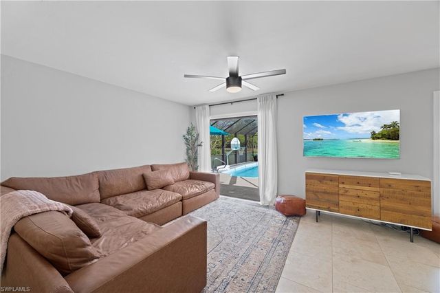 3277 5th AVE NW, Naples, FL 34120