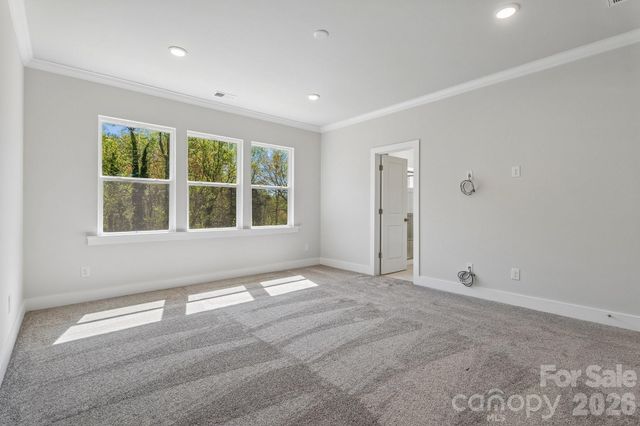 208 E Warfield Drive, Mooresville, NC 28115