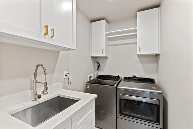 360 Nueces ST 3702, Austin, TX 78701
