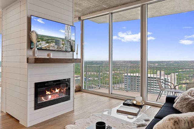 360 Nueces ST 3702, Austin, TX 78701