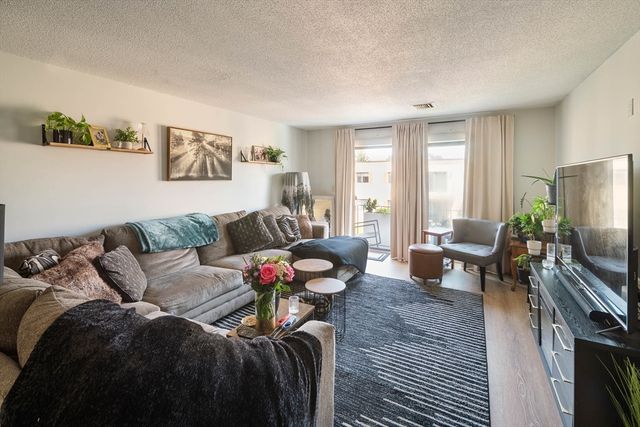 404 Broadway 303, Lynn, MA 01904