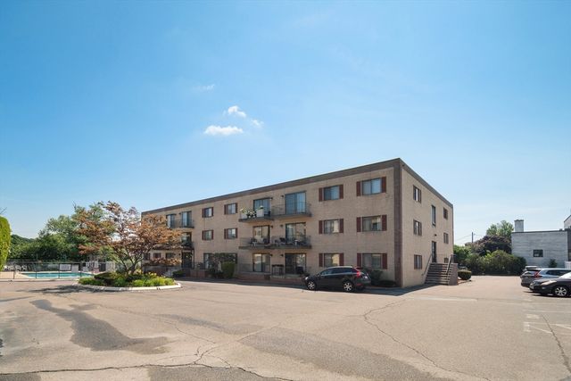 404 Broadway 303, Lynn, MA 01904
