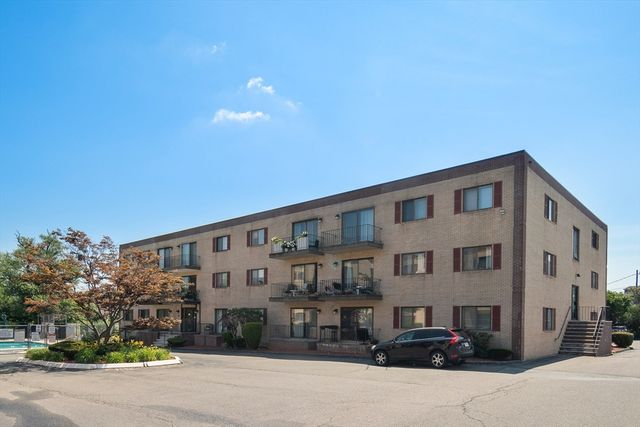 404 Broadway 303, Lynn, MA 01904