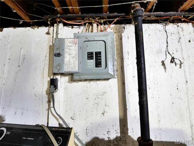 900 Harlan Avenue, St Louis, MO 63147