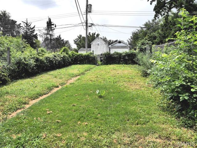 900 Harlan Avenue, St Louis, MO 63147