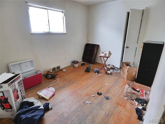 900 Harlan Avenue, St Louis, MO 63147