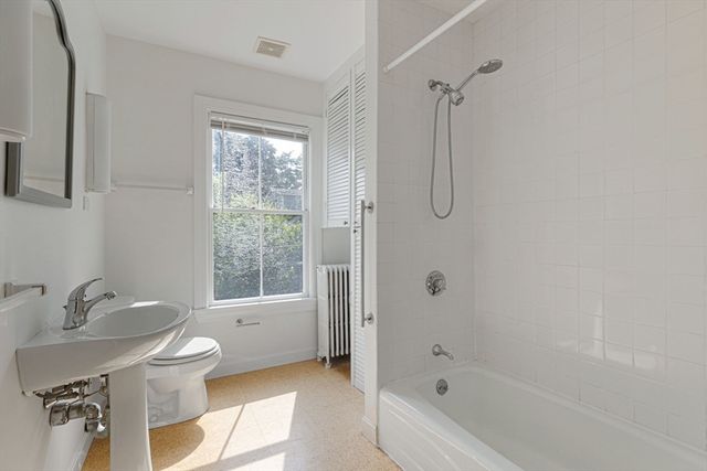 11 Perry 2, Cambridge, MA 02139