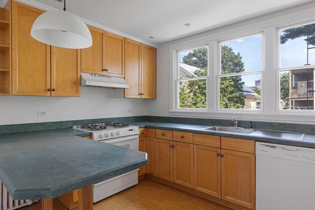 11 Perry 2, Cambridge, MA 02139