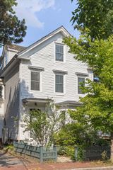 11 Perry 2, Cambridge, MA 02139