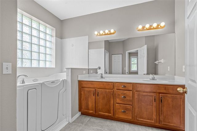 511 SAFE HARBOR DRIVE, Edgewater, FL 32141