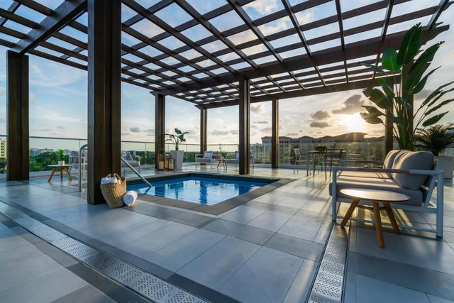 200 SE Mizner Boulevard 209, Boca Raton, FL 33432