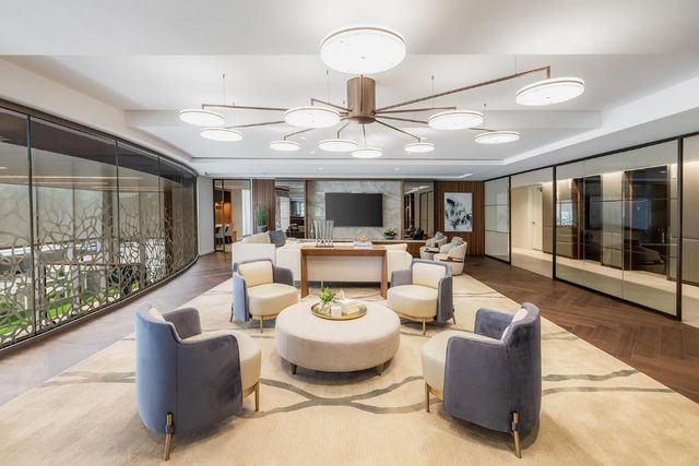 200 SE Mizner Boulevard 209, Boca Raton, FL 33432