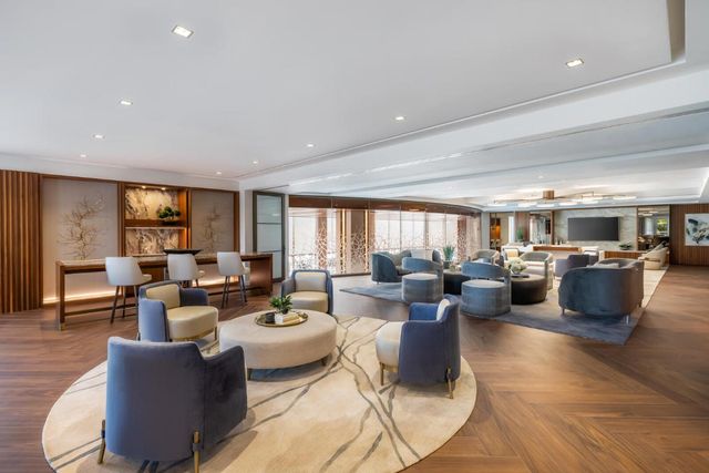 200 SE Mizner Boulevard 209, Boca Raton, FL 33432