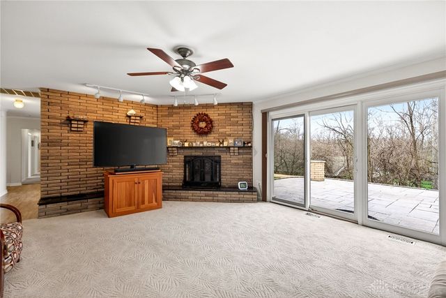 5590 Folkestone Drive, Washington Twp, OH 45459