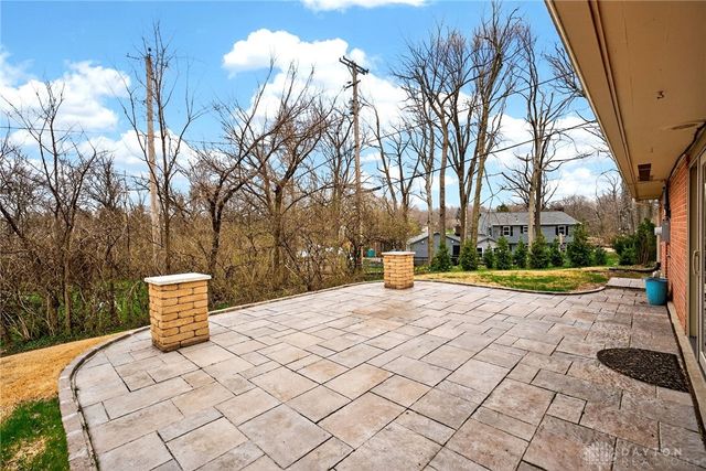 5590 Folkestone Drive, Washington Twp, OH 45459