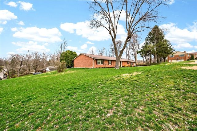 5590 Folkestone Drive, Washington Twp, OH 45459