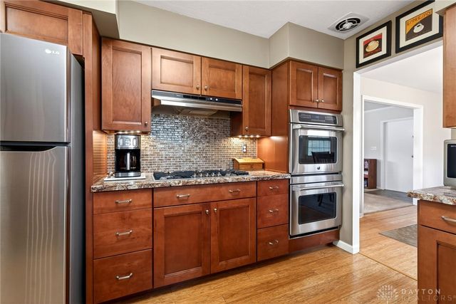 5590 Folkestone Drive, Washington Twp, OH 45459