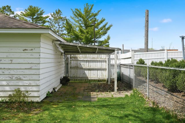 1633 Rome Avenue, Saint Paul, MN 55116