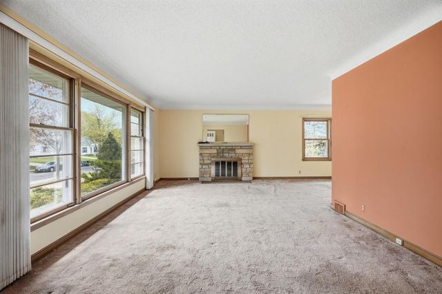 1633 Rome Avenue, Saint Paul, MN 55116