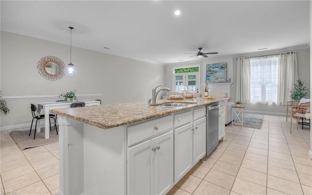 488 Fieldstone Glen WAY, Virginia Beach, VA 23454