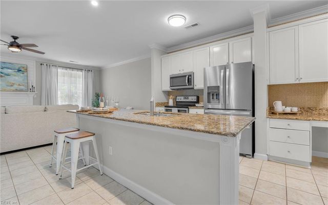 488 Fieldstone Glen WAY, Virginia Beach, VA 23454