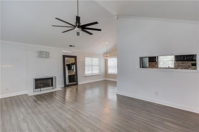 865 Stonebridge Park Circle, Lithonia, GA 30058