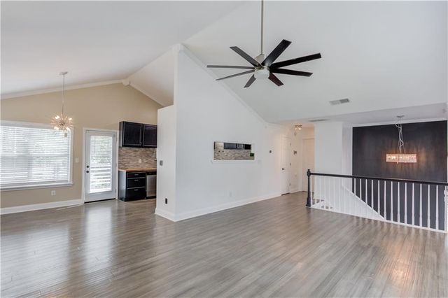 865 Stonebridge Park Circle, Lithonia, GA 30058