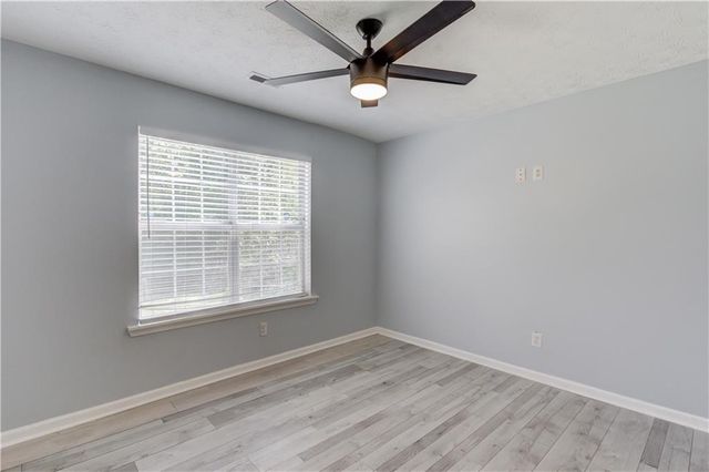 865 Stonebridge Park Circle, Lithonia, GA 30058