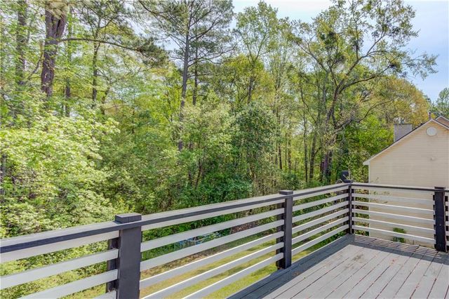 865 Stonebridge Park Circle, Lithonia, GA 30058