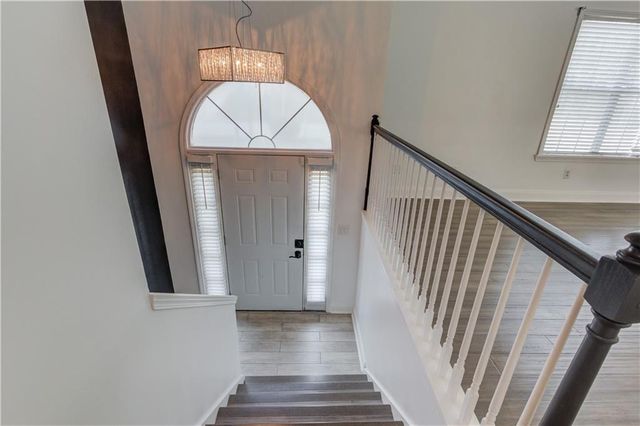 865 Stonebridge Park Circle, Lithonia, GA 30058