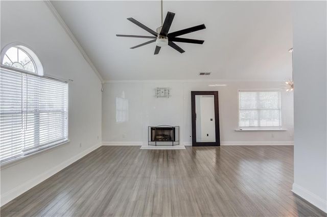 865 Stonebridge Park Circle, Lithonia, GA 30058