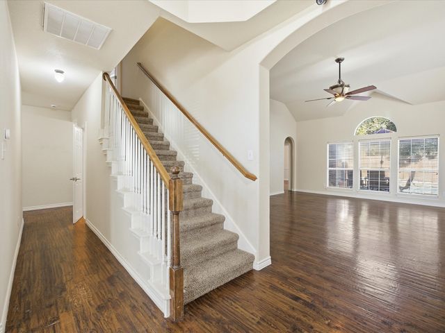 4409 Grassy Glen Drive, Corinth, TX 76208