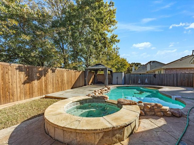 4409 Grassy Glen Drive, Corinth, TX 76208