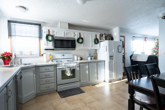 601 Oak AVENUE S, Onalaska, WI 54650